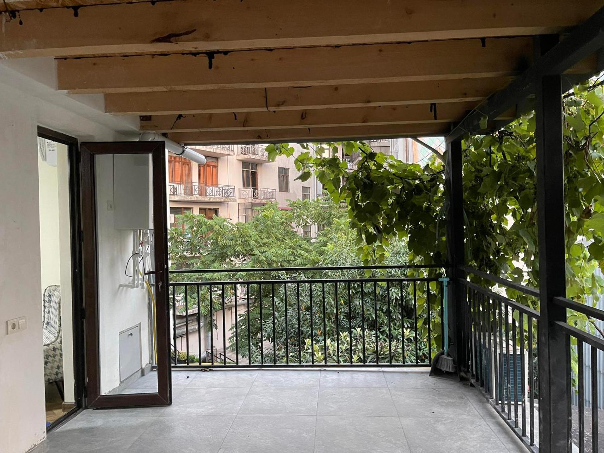 Guest House ERA Square Batoumi Extérieur photo